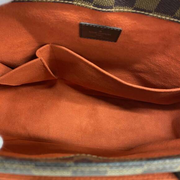 LOUIS VUITTON Brown Damier Tote Bag - Picture 4 of 10